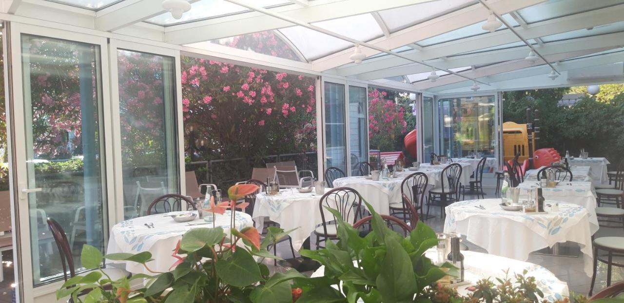 Hotel Felix Rimini Luaran gambar