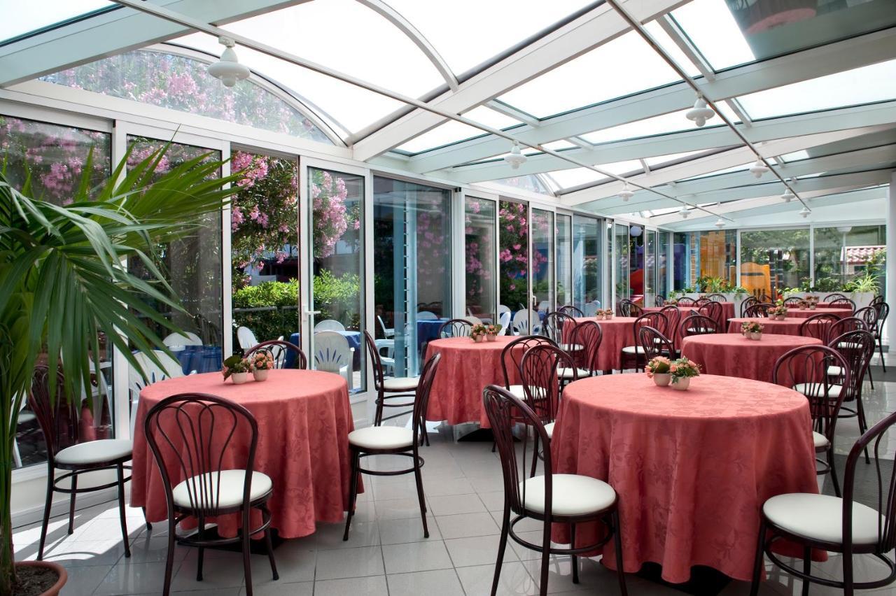 Hotel Felix Rimini Luaran gambar